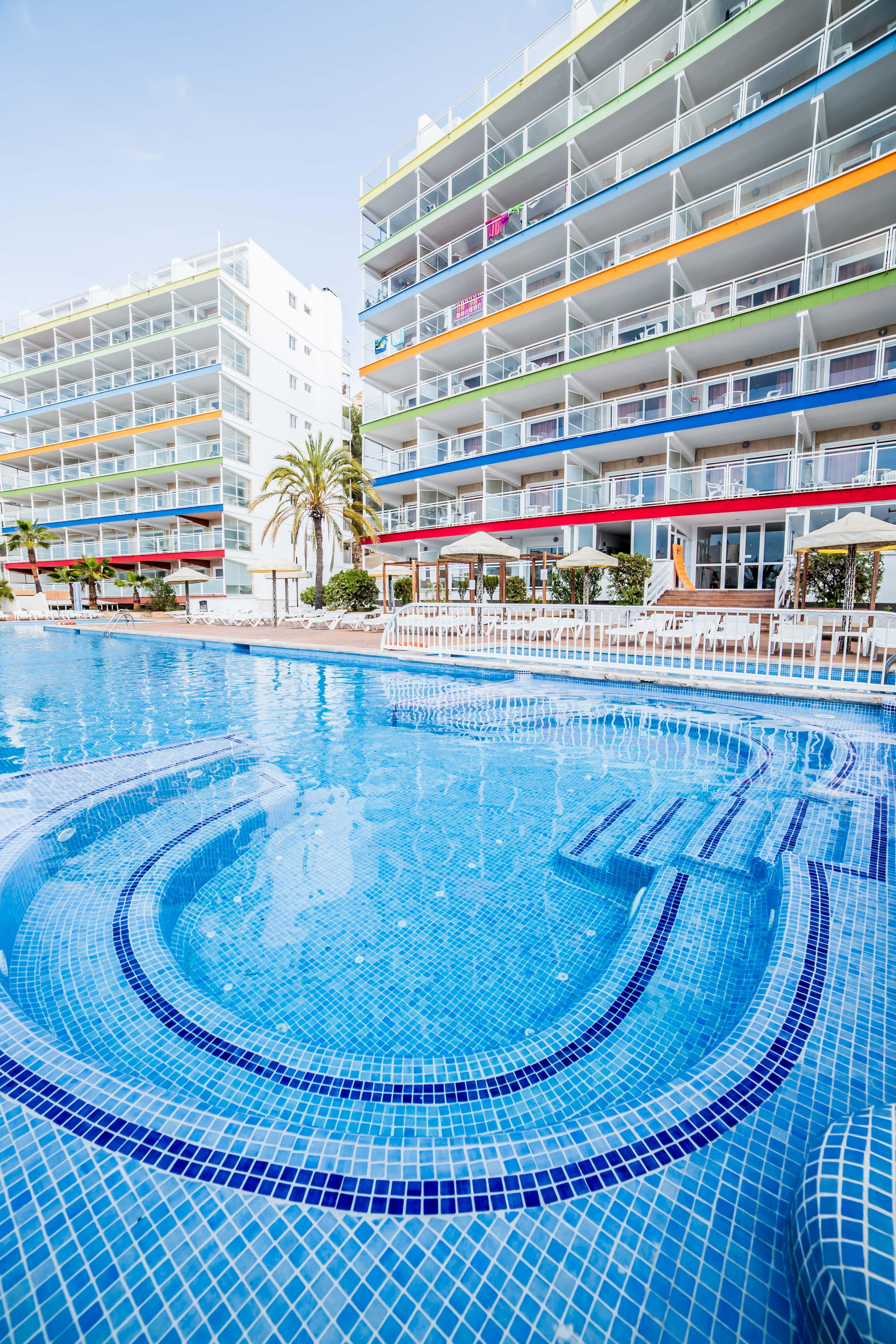 Pierre & Vacances Mallorca Deya 圣蓬萨 外观 照片