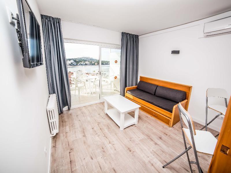 Pierre & Vacances Mallorca Deya 圣蓬萨 外观 照片
